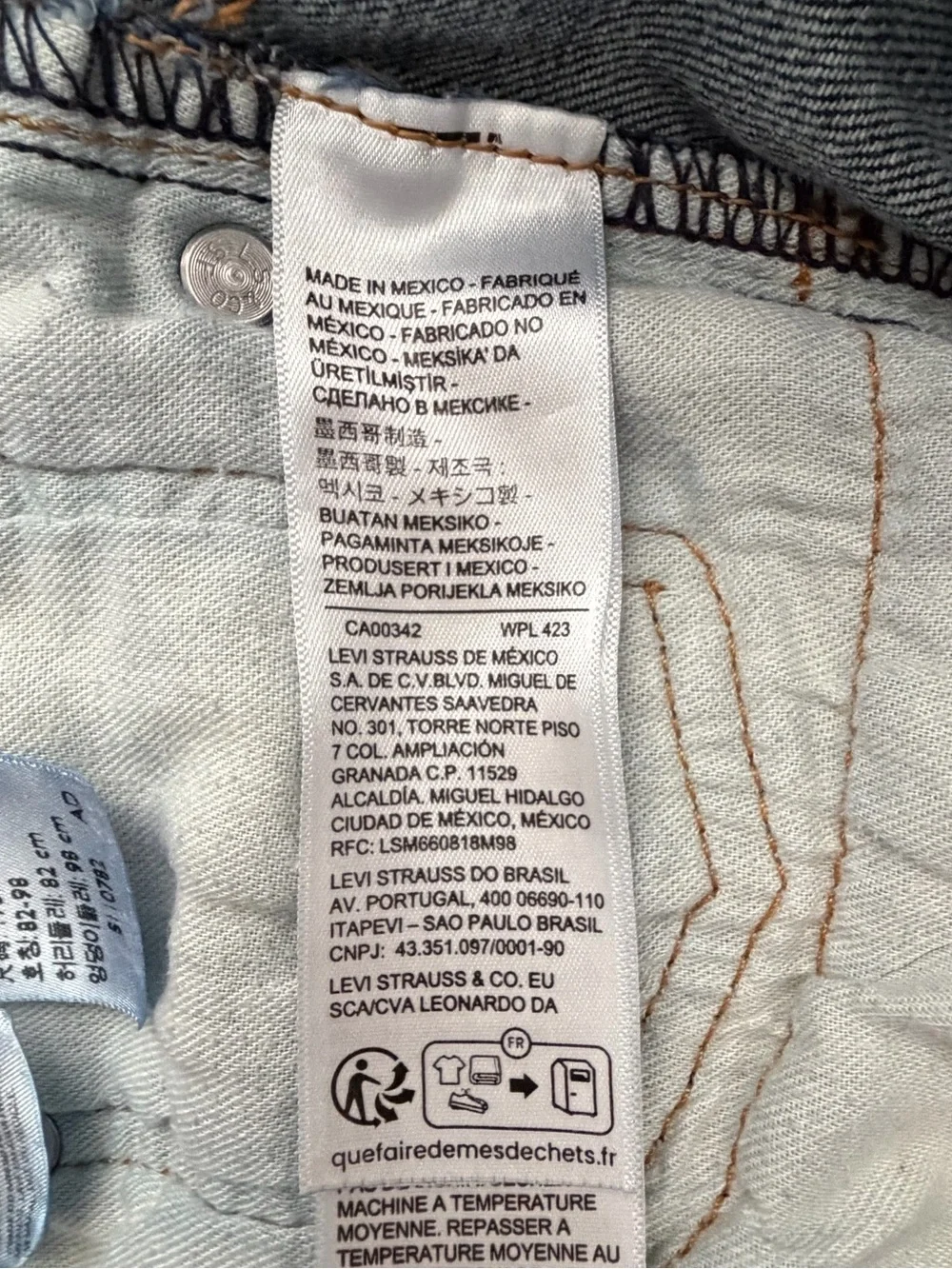 Levis levi 513